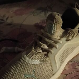 Puma Cream and Light Blue Mesh Sneakers